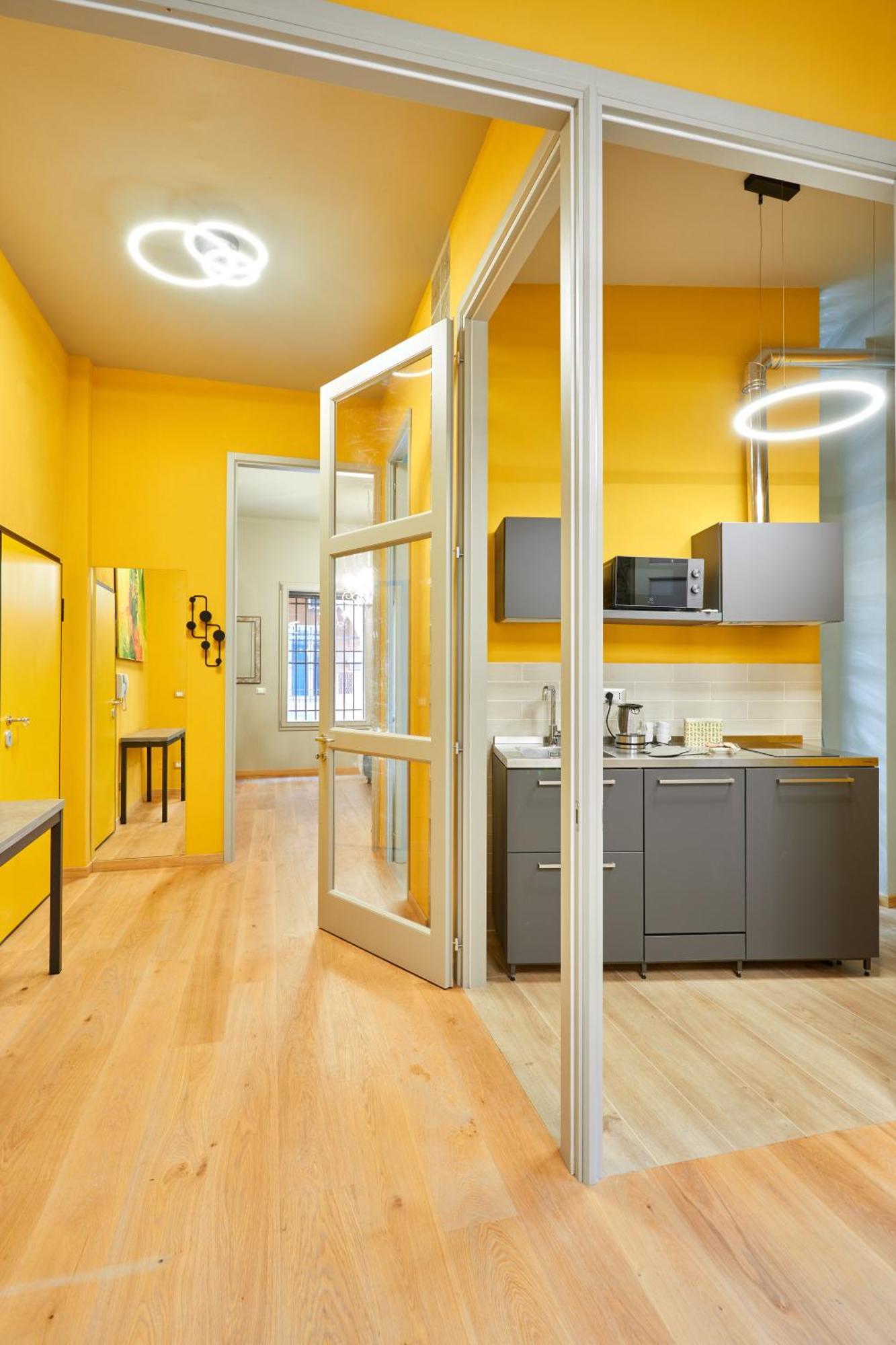 Central And Comfy Apartment Free Netflix And Disney Plus Bolonia Exterior foto